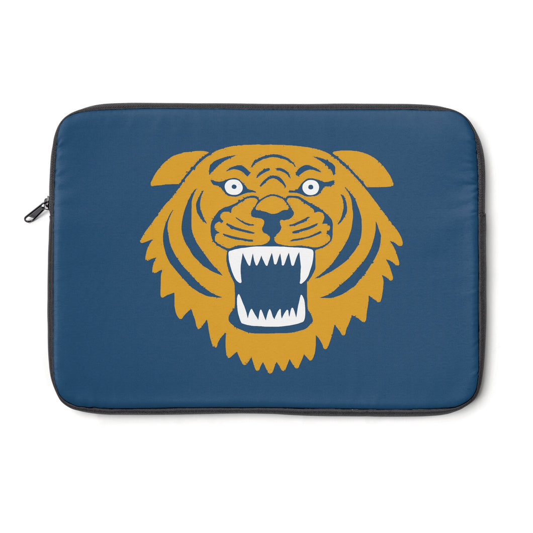 Wildcat with blue background - Laptop Sleeve